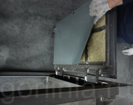 Напольный люк Стелс-У 800х1900п уголок утепленный образец